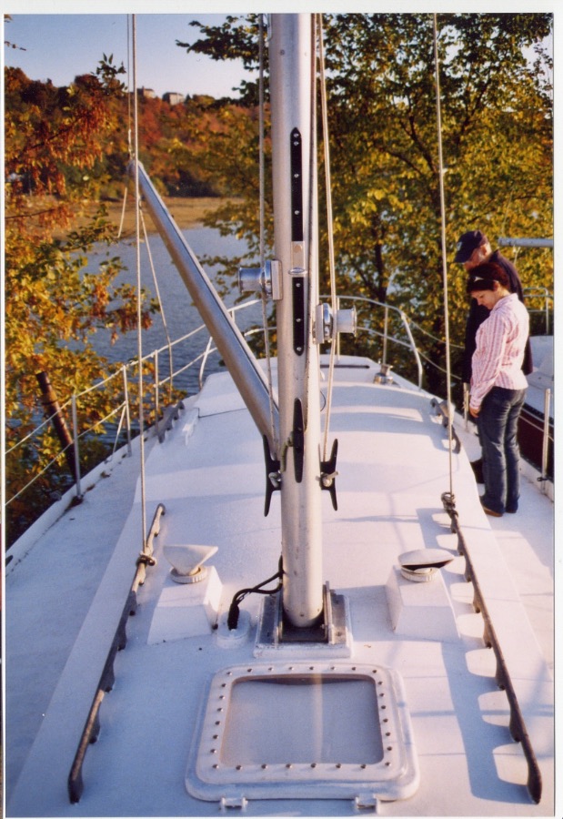 Le pont et le mât d'Elfe.